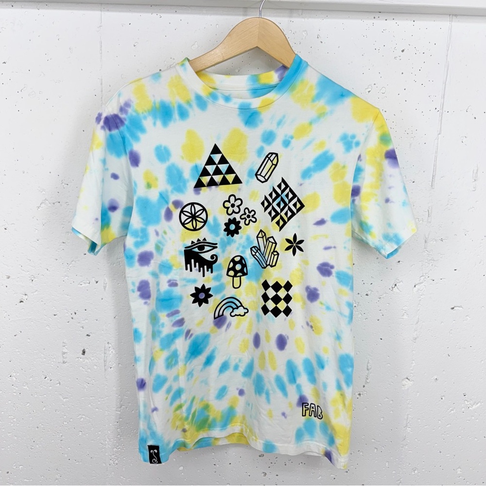 Grassroots California FAB Shapes Small White Turquoise Yellow Tie Dye T-Shirt